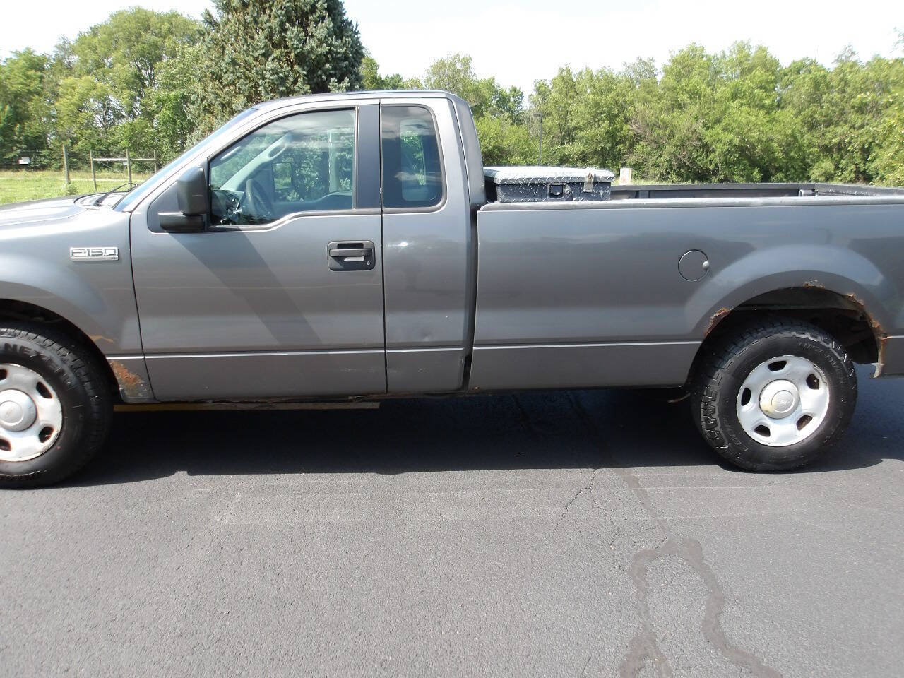 Used 2005 Ford F150 XL RWD image 42