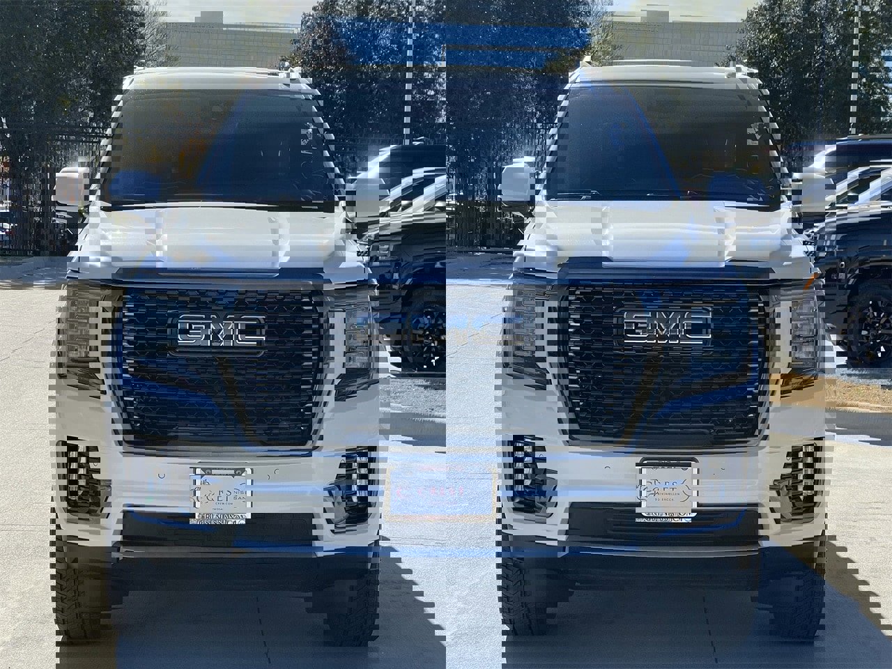 Used 2023 GMC Yukon Denali Ultimate image 6