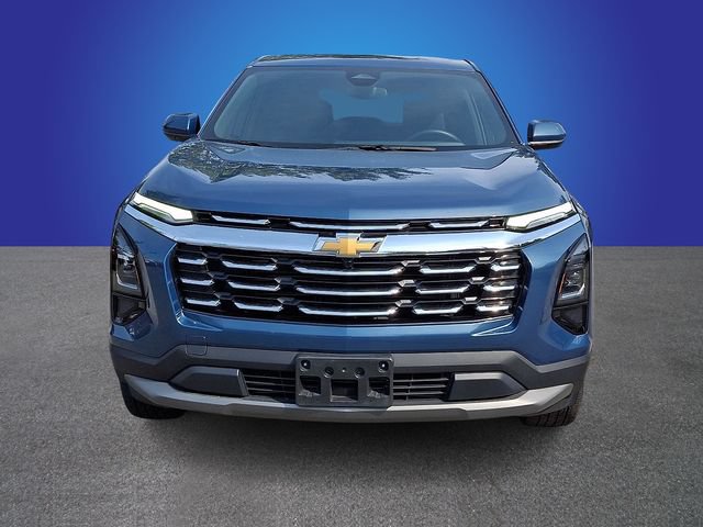Used 2025 Chevrolet Equinox LT FWD image 2