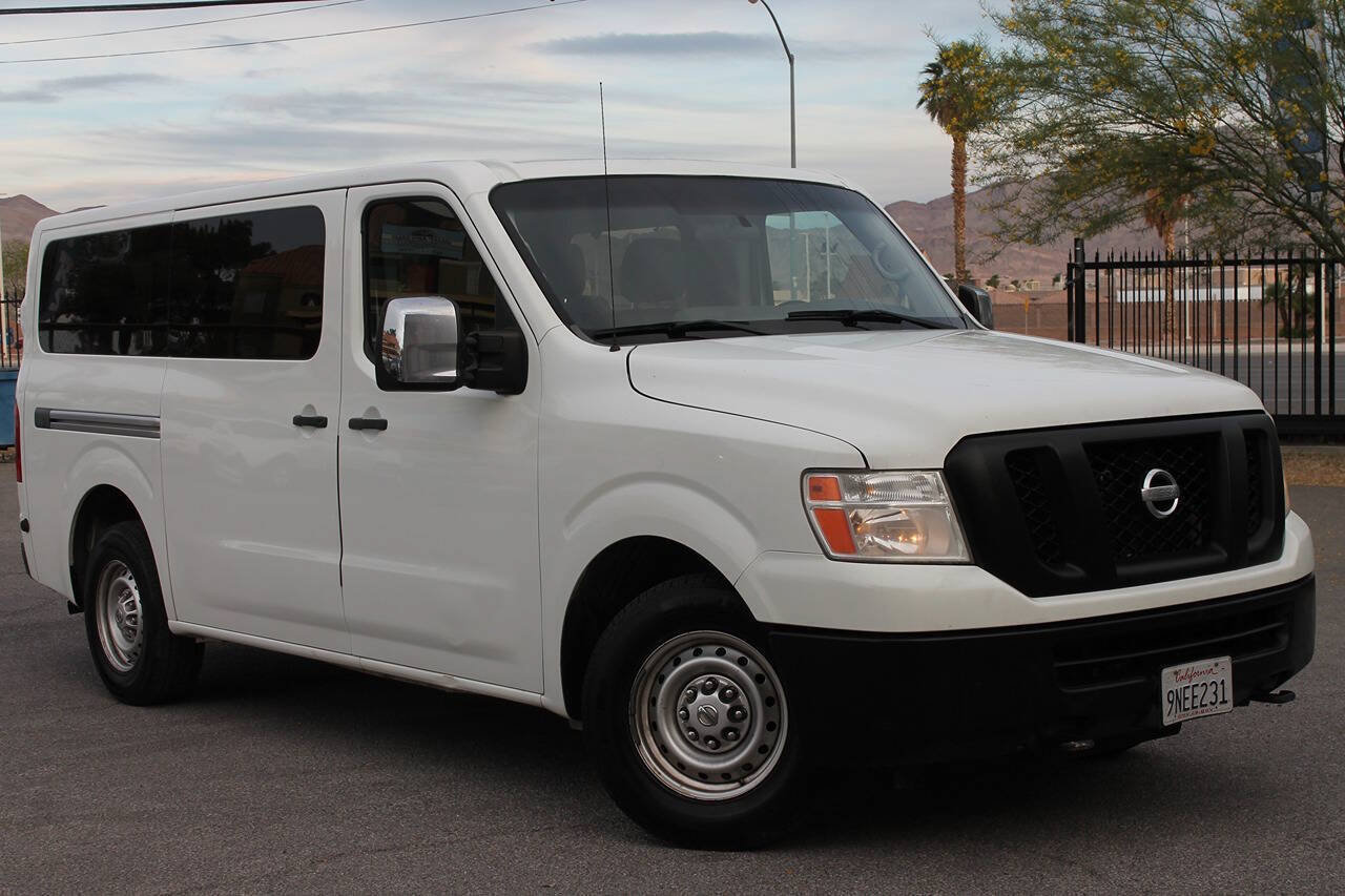 Used 2016 Nissan NV 3500 S w/ Power Package RWD image 2