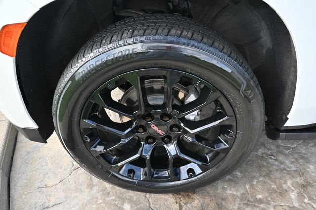 Used 2022 GMC Yukon Denali w/ Max Trailering Package AWD/4WD image 10