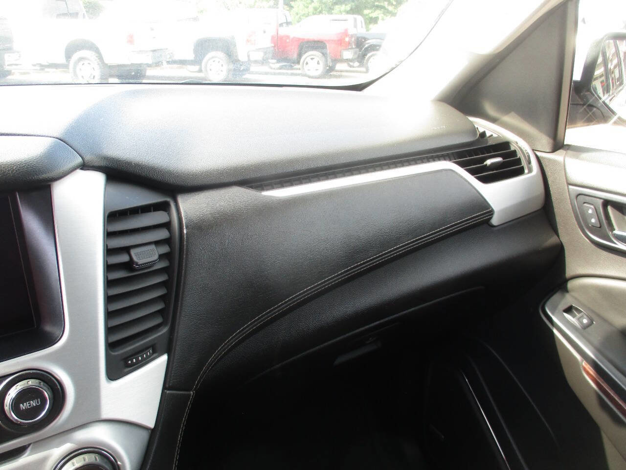 Used 2015 GMC Yukon SLT w/ Open Road Package image 40