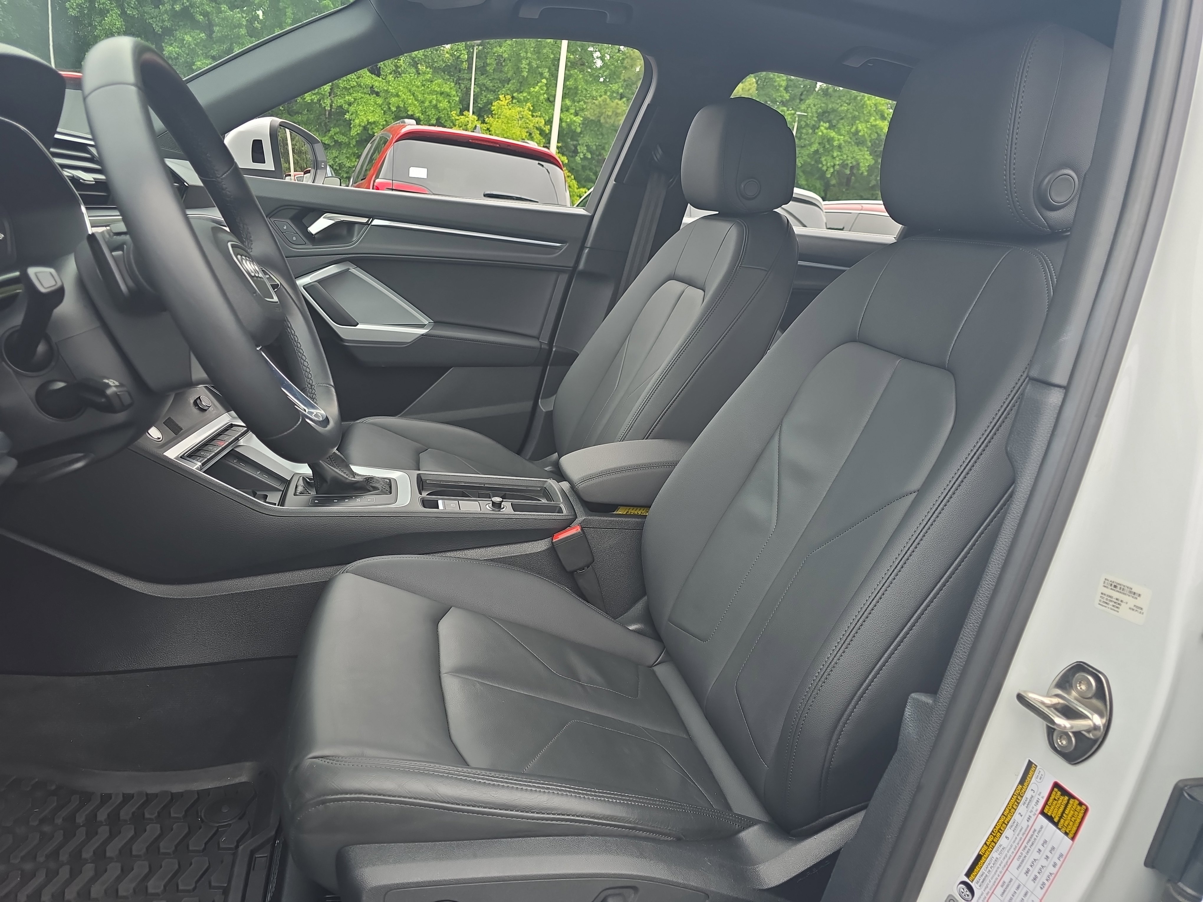 Used 2023 Audi Q3 2.0T Premium Plus w/ Premium Plus Package AWD/4WD image 15
