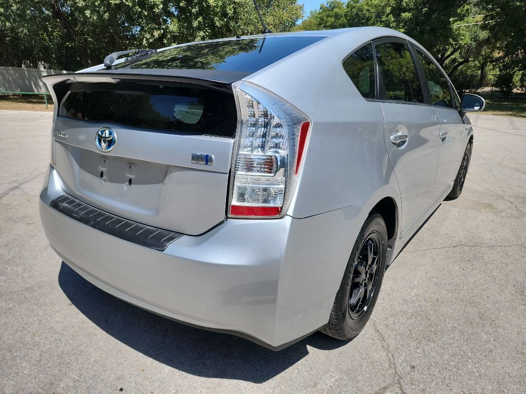 Used 2012 Toyota Prius Two FWD image 8