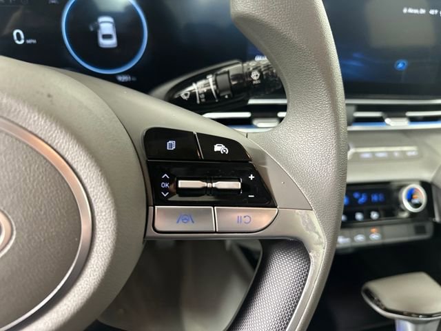 Certified 2024 Hyundai Elantra SEL image 16