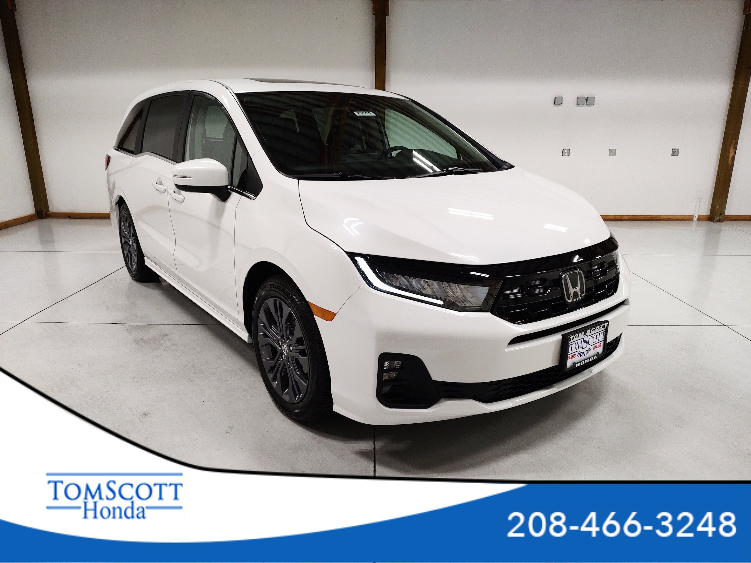 New 2026 Honda Odyssey Touring image 1