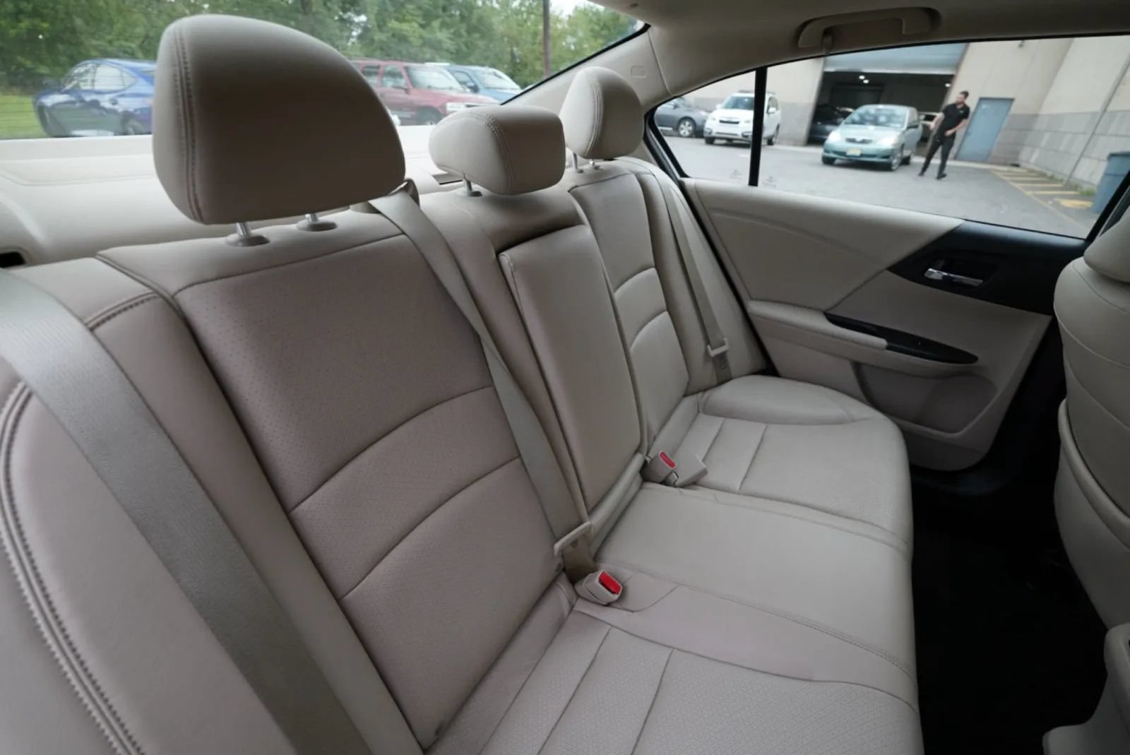 Used 2017 Honda Accord EX-L image 34