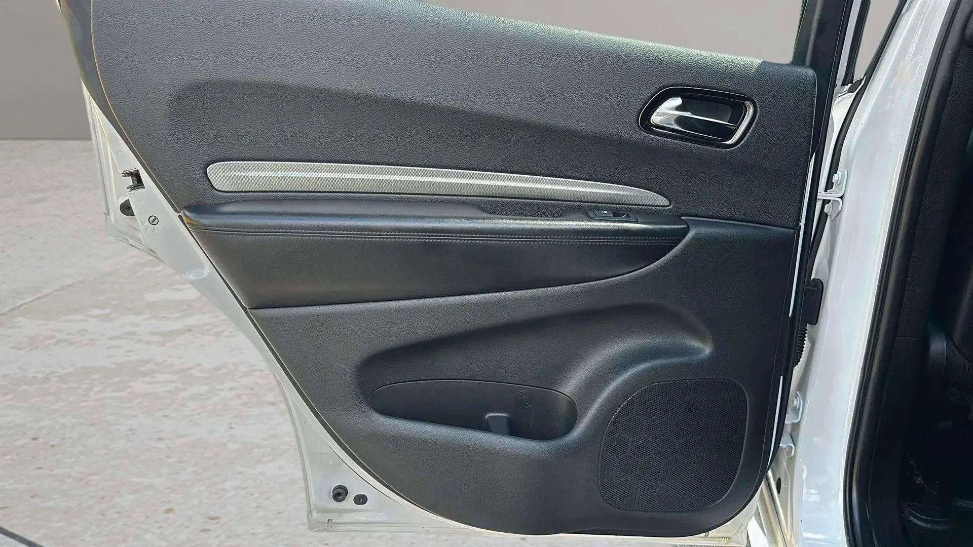 Used 2020 Dodge Durango GT image 19