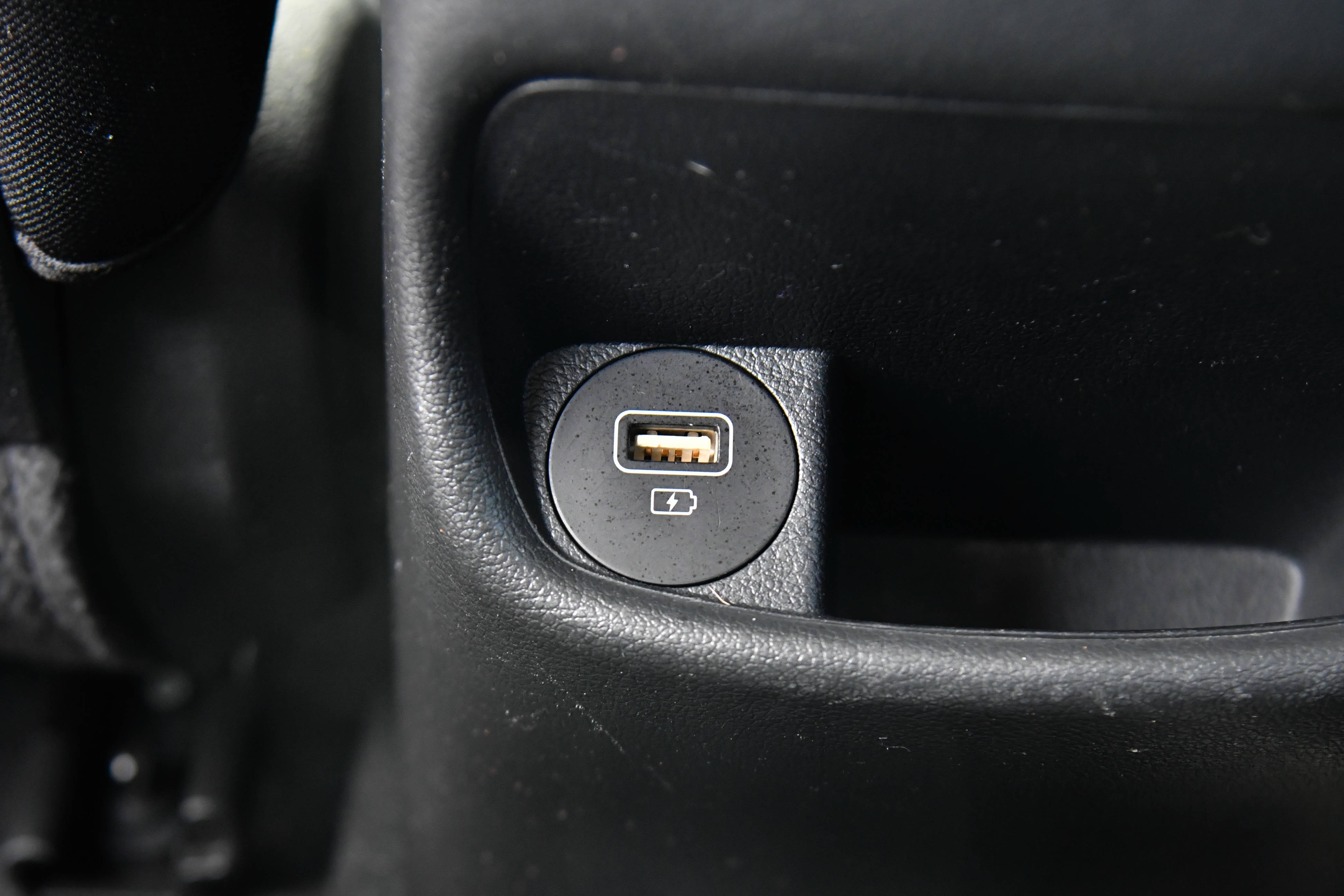 Used 2023 Hyundai Kona SEL FWD image 40
