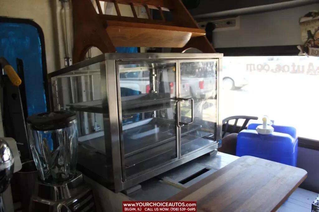 Used 2006 Ford E-450 and Econoline 450 RWD image 14