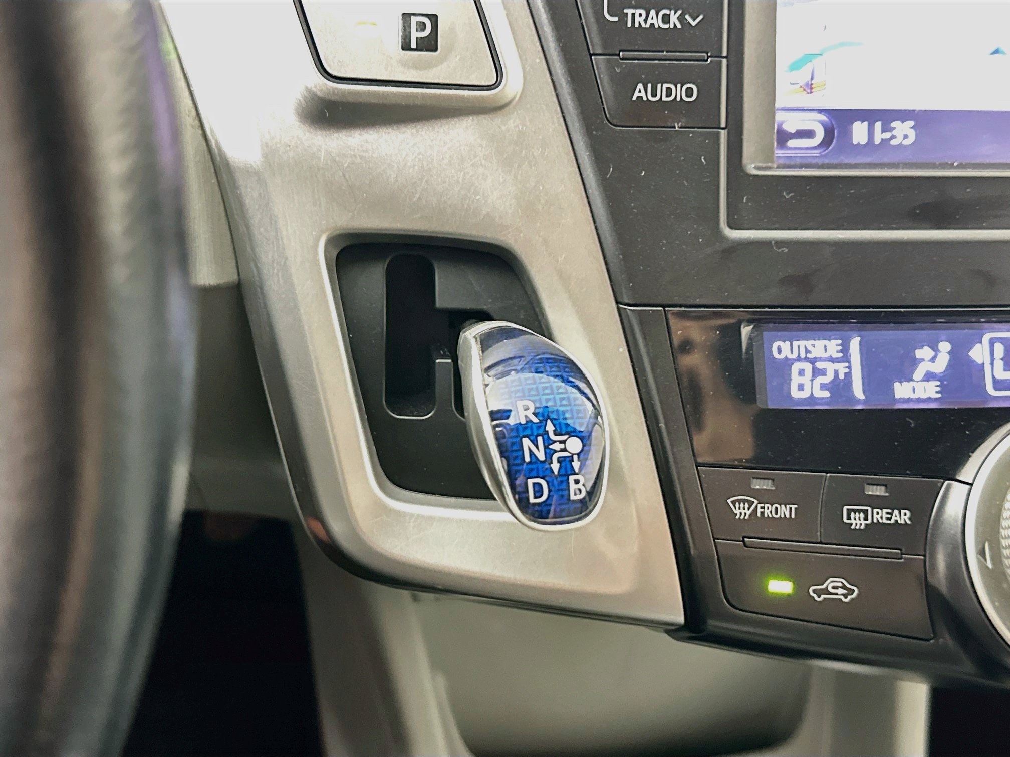 Used 2013 Toyota Prius V Five FWD image 24