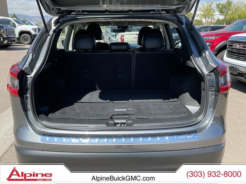 Used 2022 Nissan Rogue Sport SV w/ Technology Package AWD/4WD image 20