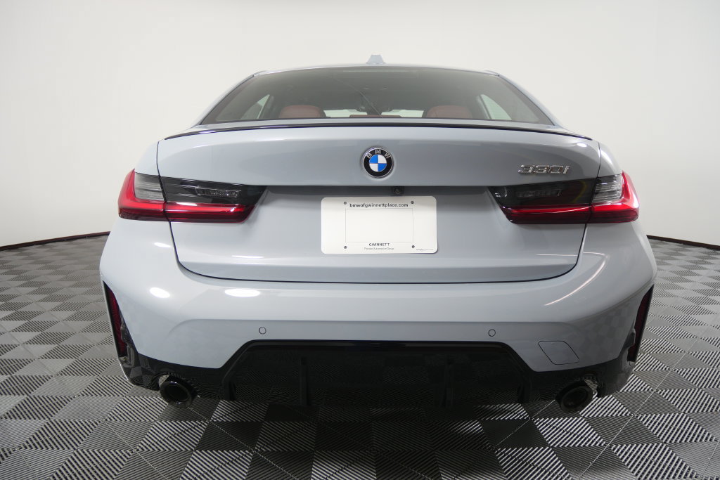 New 2026 BMW 330i Sedan w/ M Sport Package RWD image 5