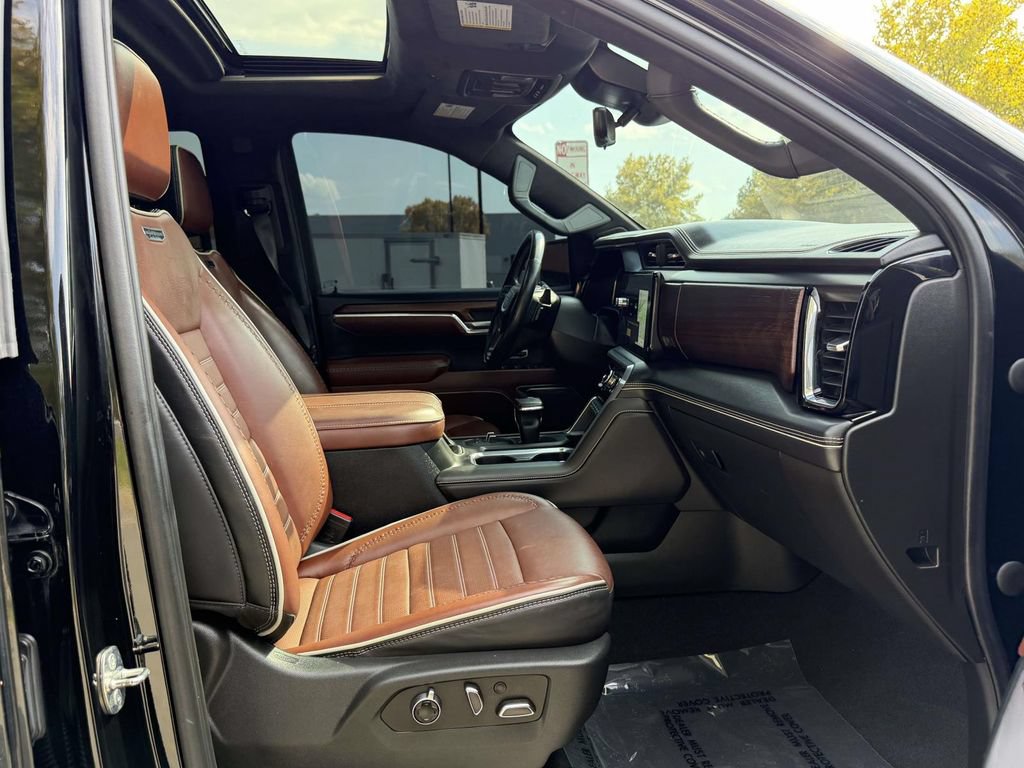 Used 2023 GMC Sierra 1500 Denali Ultimate AWD/4WD image 10