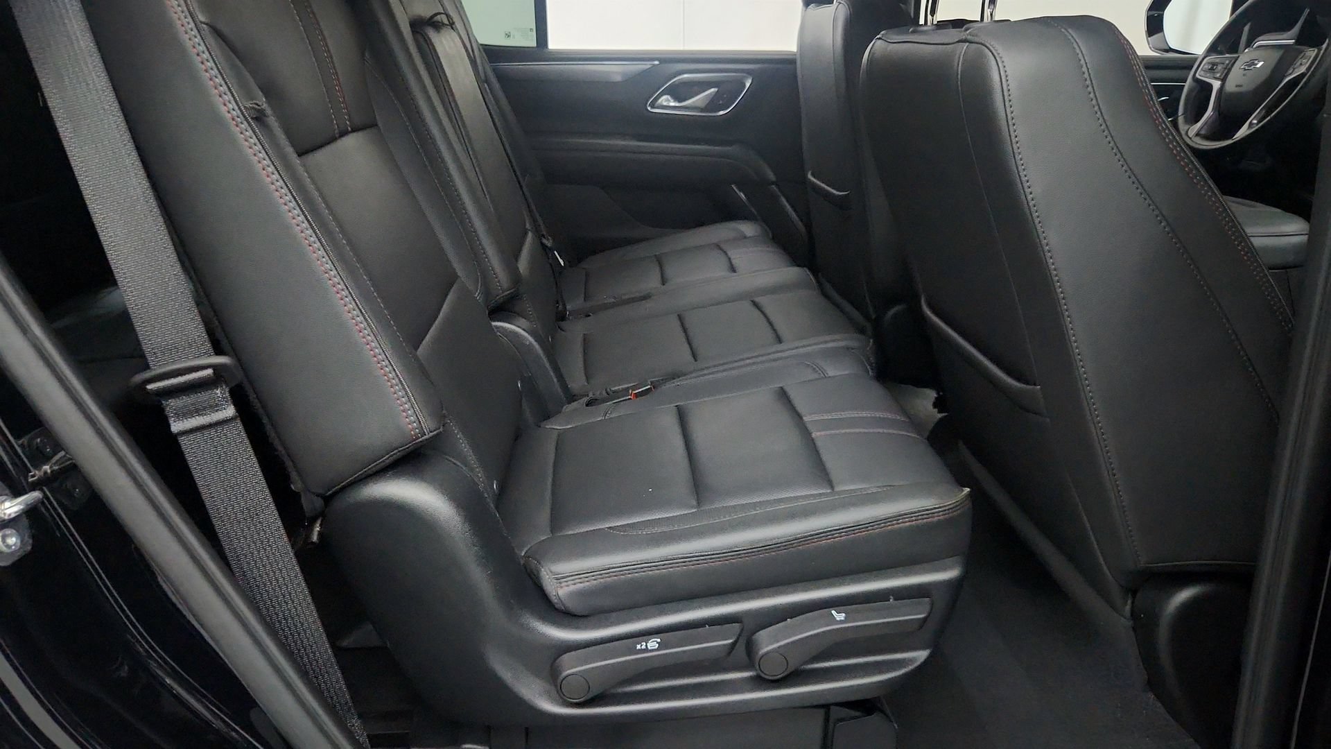 Used 2023 Chevrolet Tahoe RST w/ Luxury Package AWD/4WD image 26