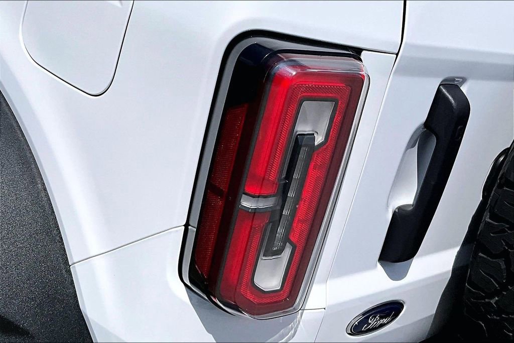 Used 2022 Ford Bronco Wildtrak AWD/4WD image 28