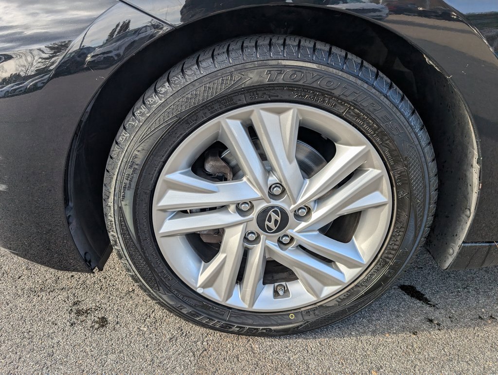 Used 2019 Hyundai Elantra SEL w/ Cargo Package image 11