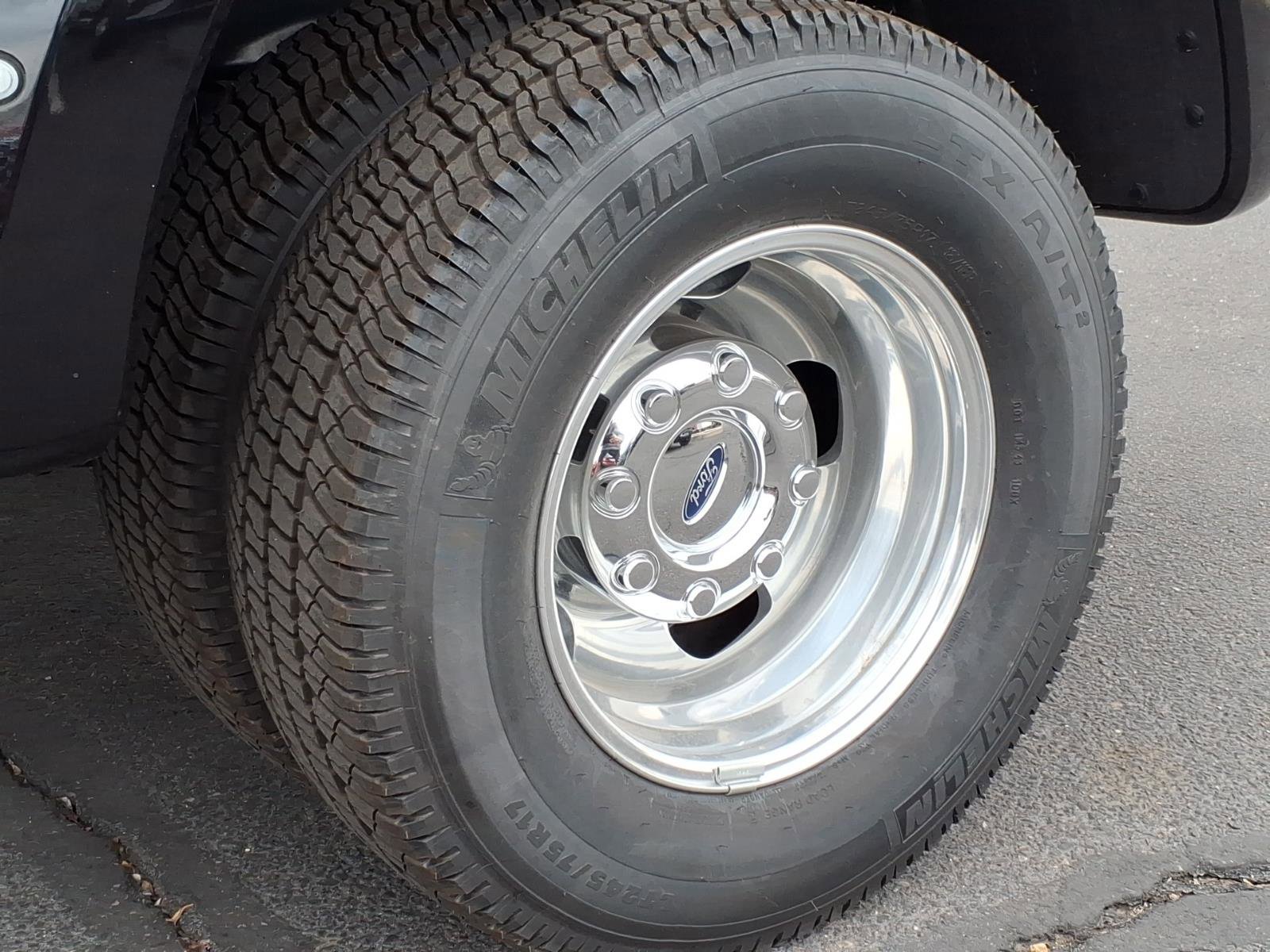 New 2026 Ford F350 Lariat w/ Lariat Ultimate Package image 5