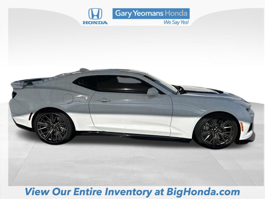 Used 2022 Chevrolet Camaro ZL1 RWD image 14
