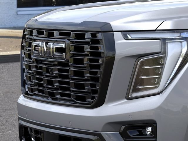 New 2026 GMC Yukon Denali Ultimate w/ LPO, Floor Liner Package AWD/4WD image 13