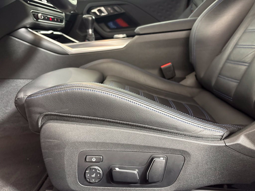 Used 2024 BMW M2 RWD image 27