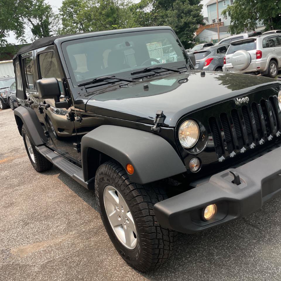 Used 2014 Jeep Wrangler Unlimited Sport w/ Quick Order Package 24S AWD/4WD image 3