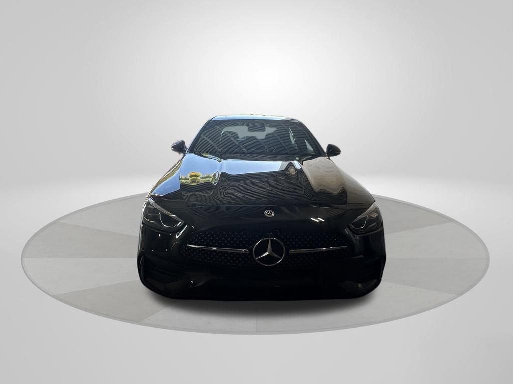 Used 2025 Mercedes-Benz C 300 4MATIC Sedan image 2
