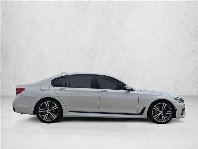 Used 2018 BMW 750i xDrive AWD/4WD image 4