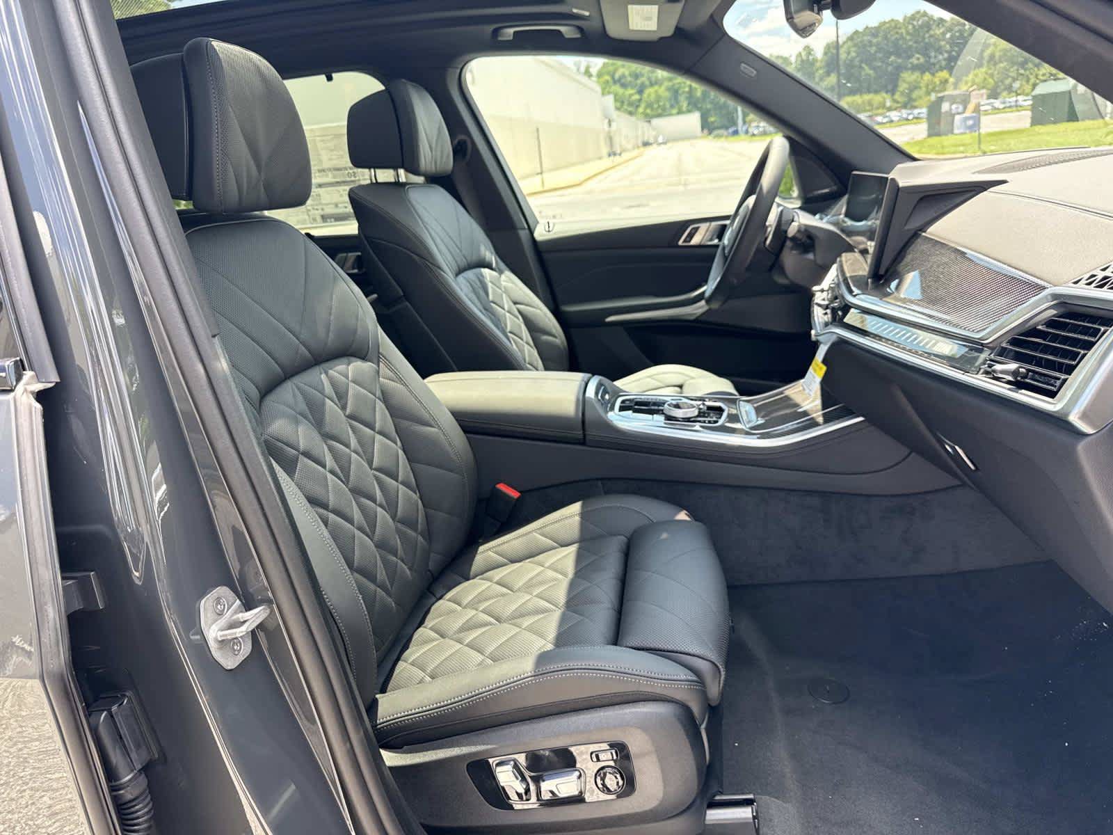 New 2026 BMW X5 M60i AWD/4WD image 16