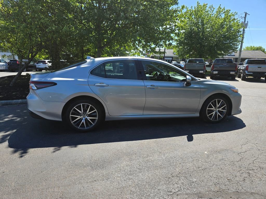 Used 2024 Toyota Camry XLE w/ Cold Weather Package AWD/4WD image 9