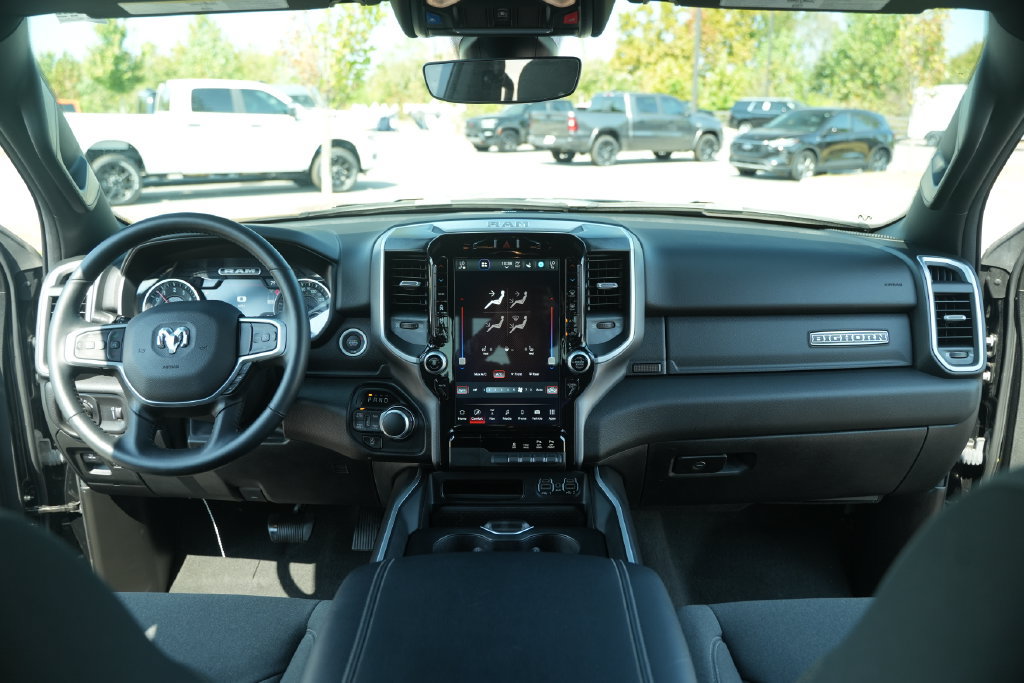 Used 2023 RAM 1500 Big Horn AWD/4WD image 24