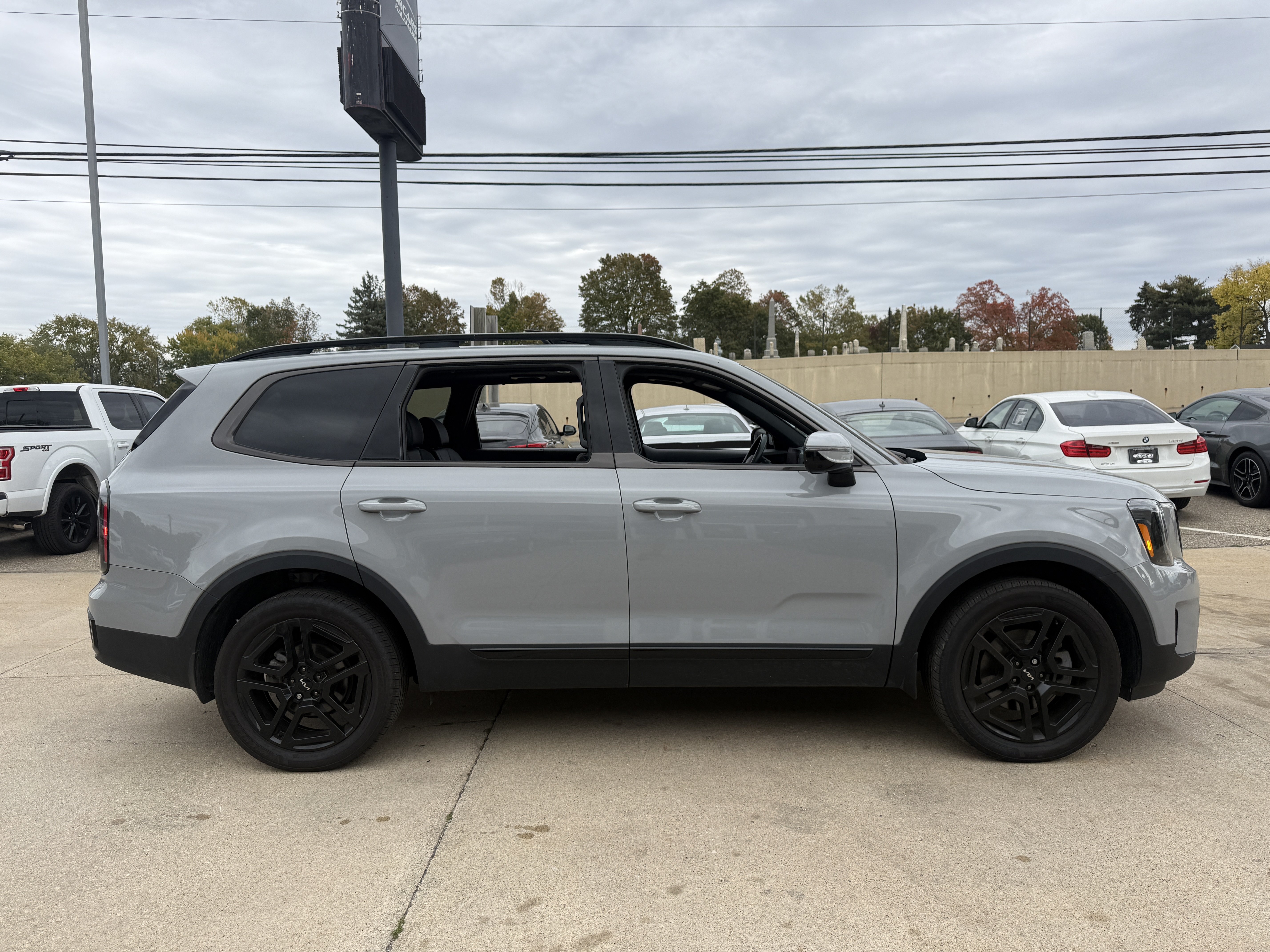 Used 2024 Kia Telluride SX AWD/4WD image 6