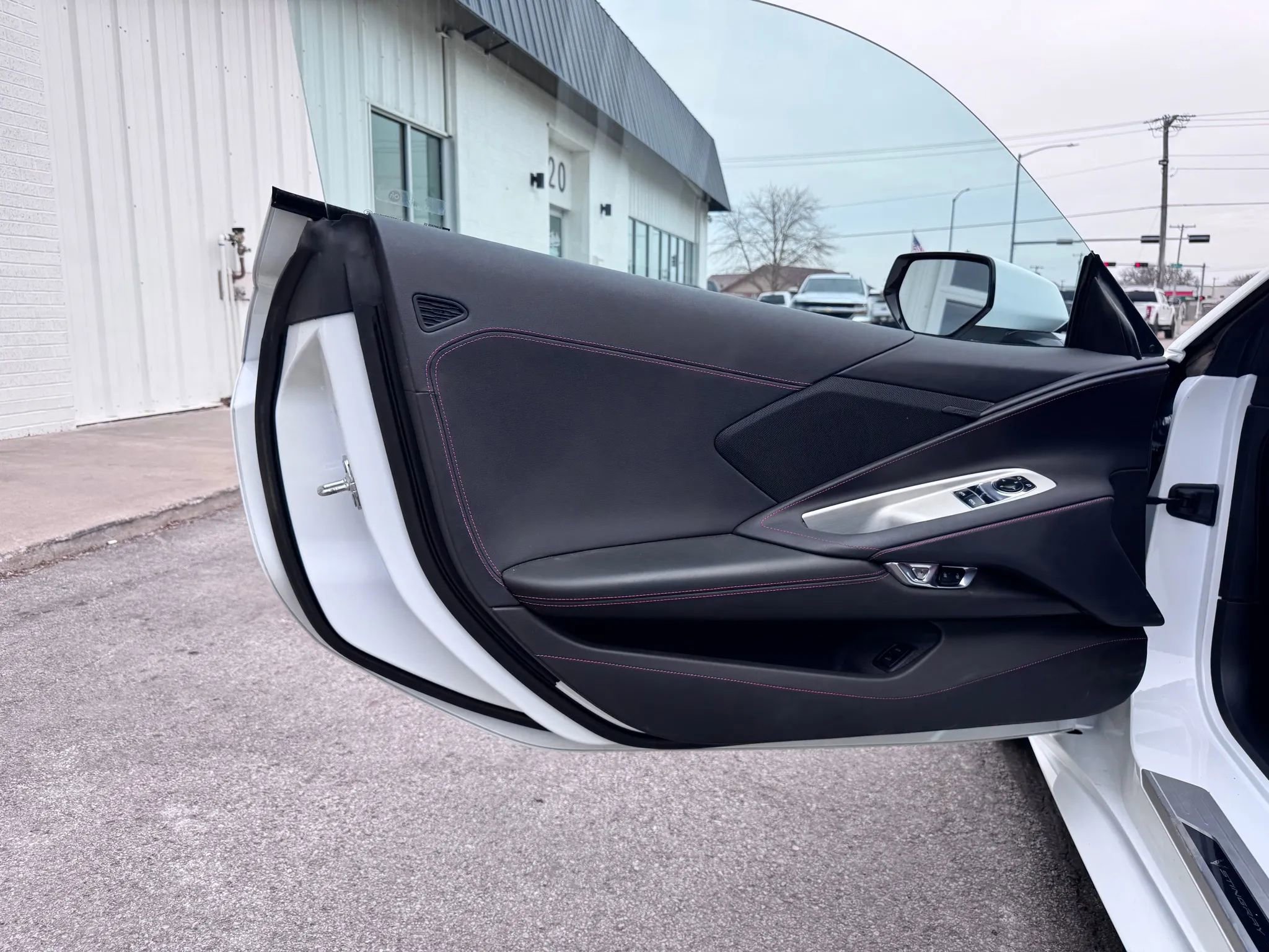 Used 2025 Chevrolet Corvette Stingray Coupe 2D image 38