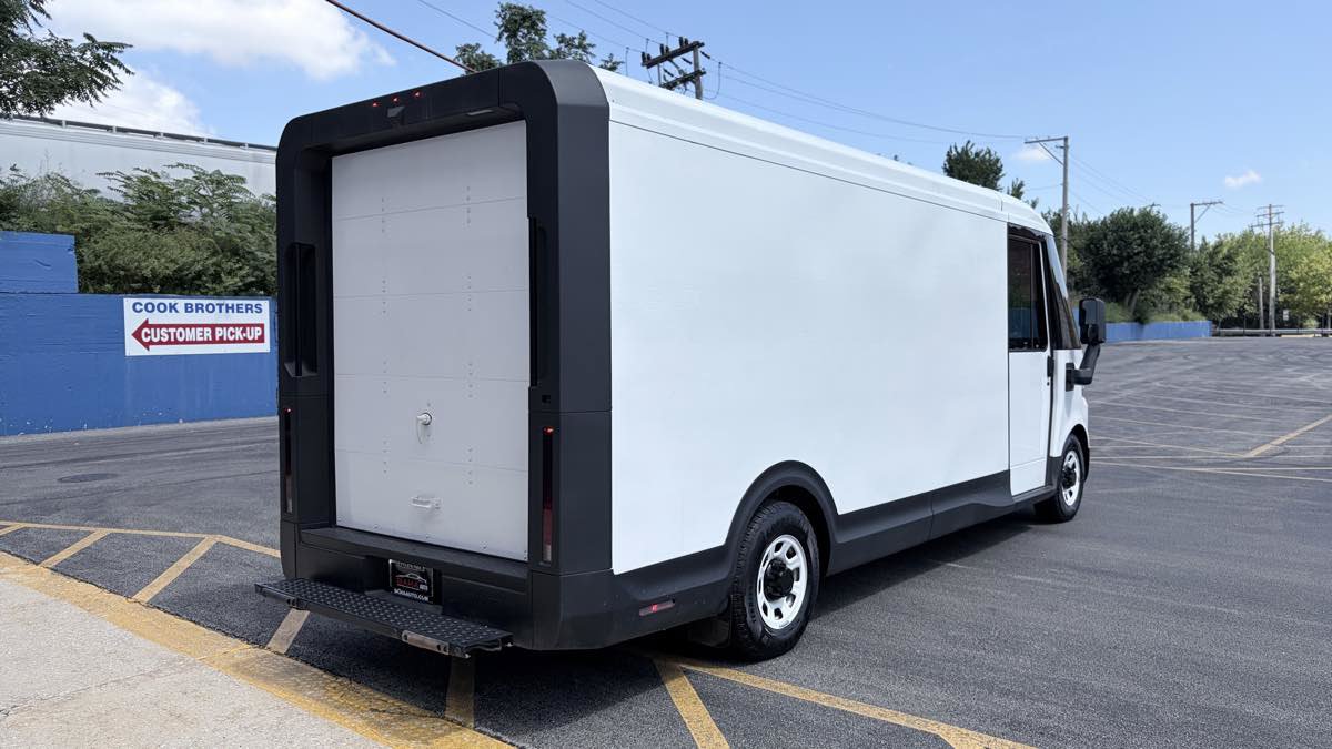 Used 2025 Chevrolet Brightdrop 600 FWD image 6