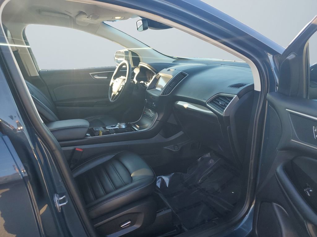 Used 2019 Ford Edge SEL w/ Equipment Group 201A image 15