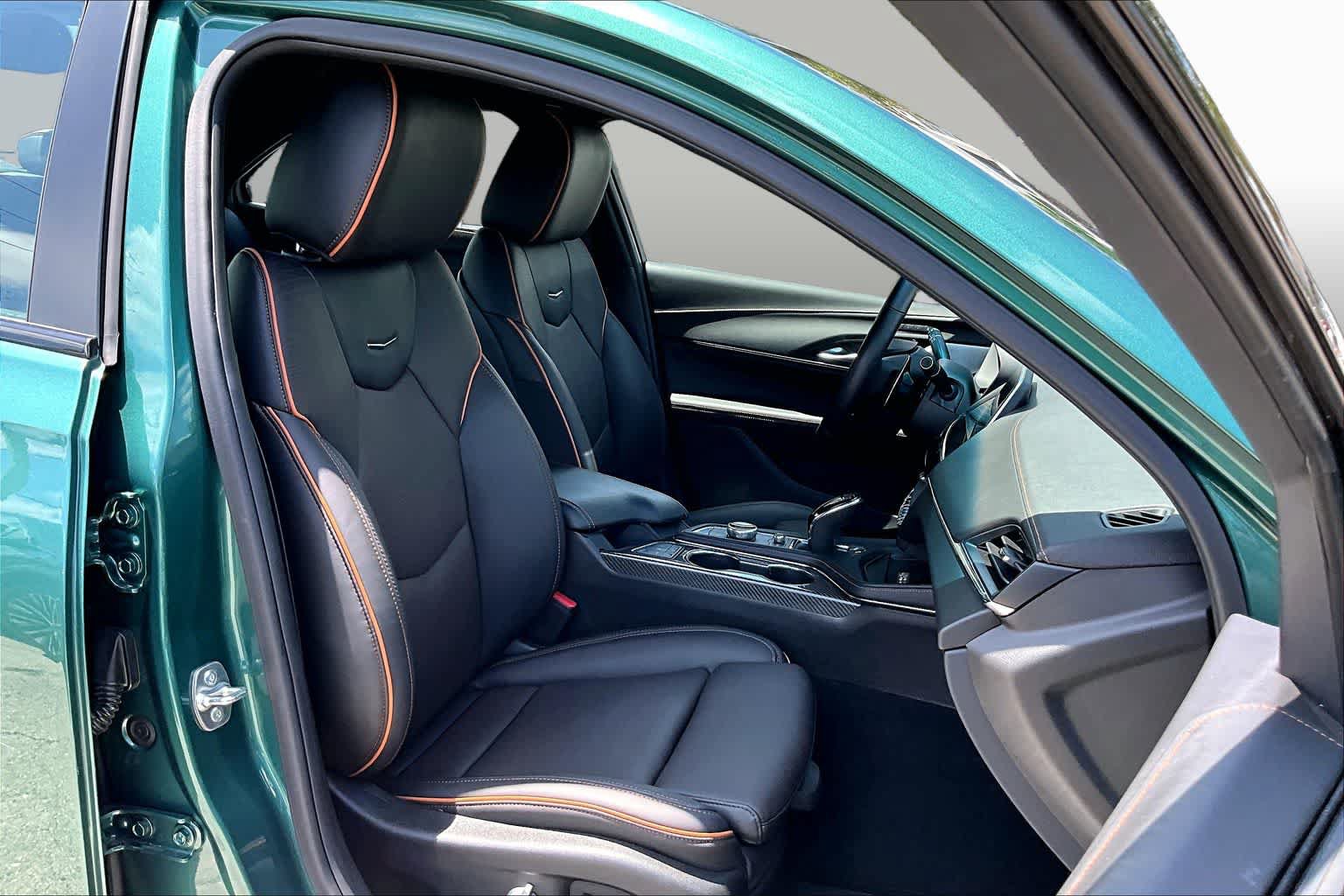 Used 2025 Cadillac CT4 V w/ Climate Package RWD image 9