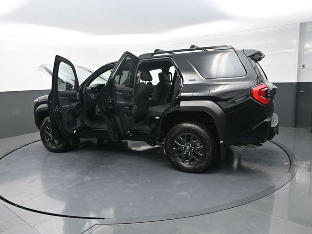 New 2025 Toyota 4Runner SR5 AWD/4WD image 39