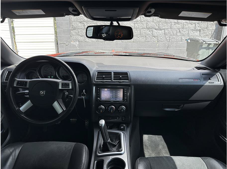 Used 2009 Dodge Challenger SRT8 w/ SRT Option Group II RWD image 18