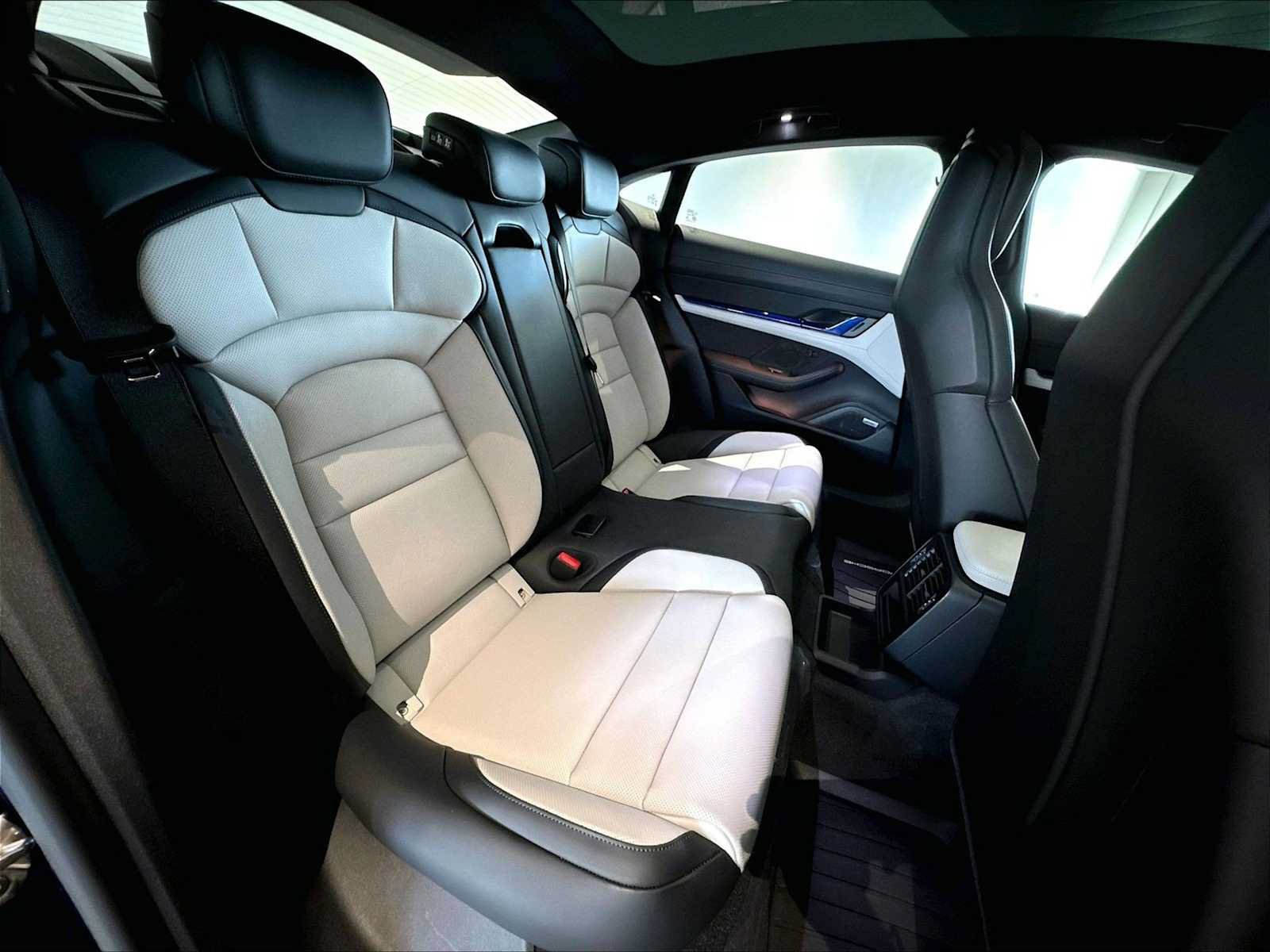 New 2026 Porsche Taycan AWD/4WD image 28