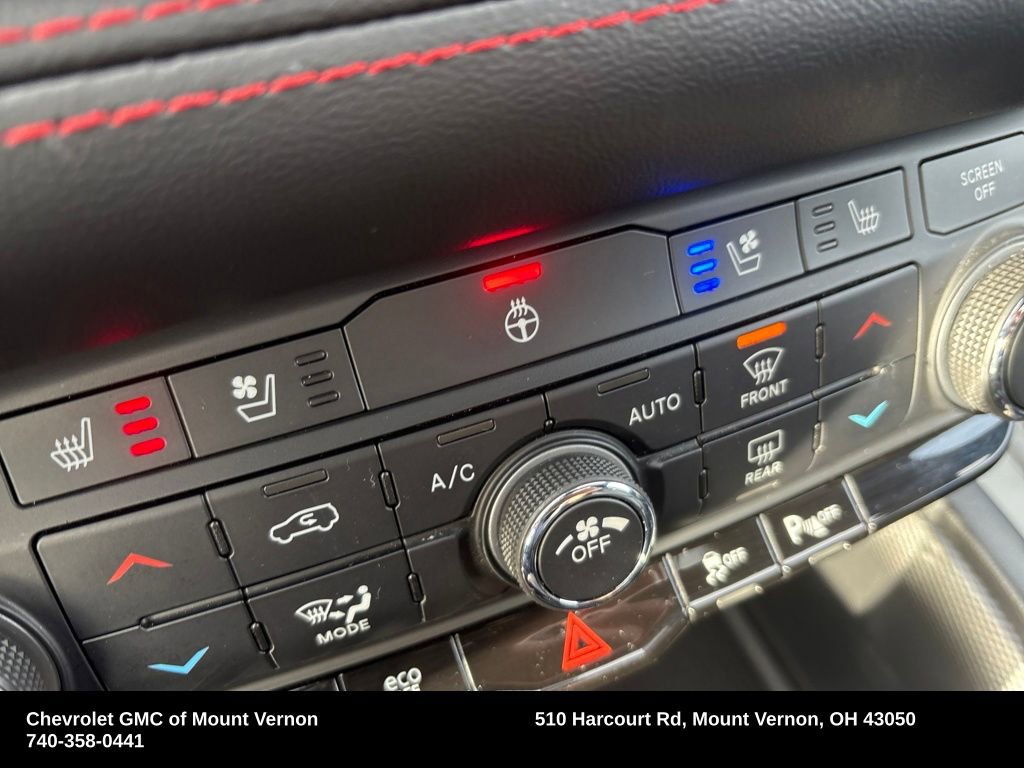 Used 2024 Dodge Durango GT image 35