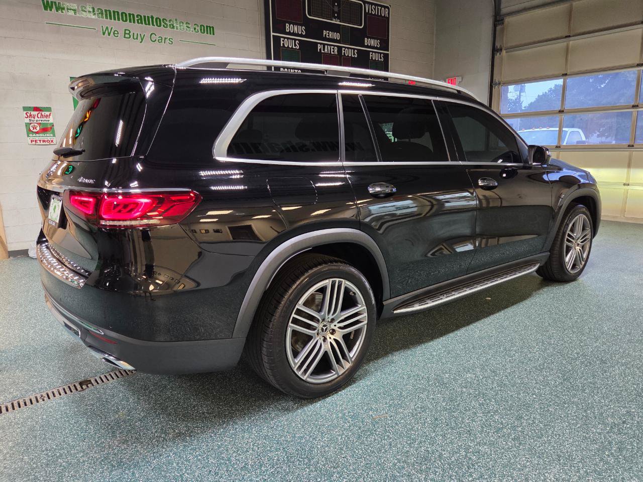 Used 2020 Mercedes-Benz GLS 450 4MATIC image 6