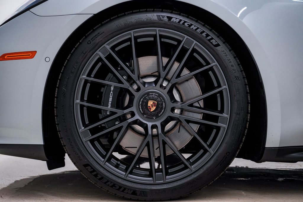 New 2026 Porsche Panamera GTS image 10