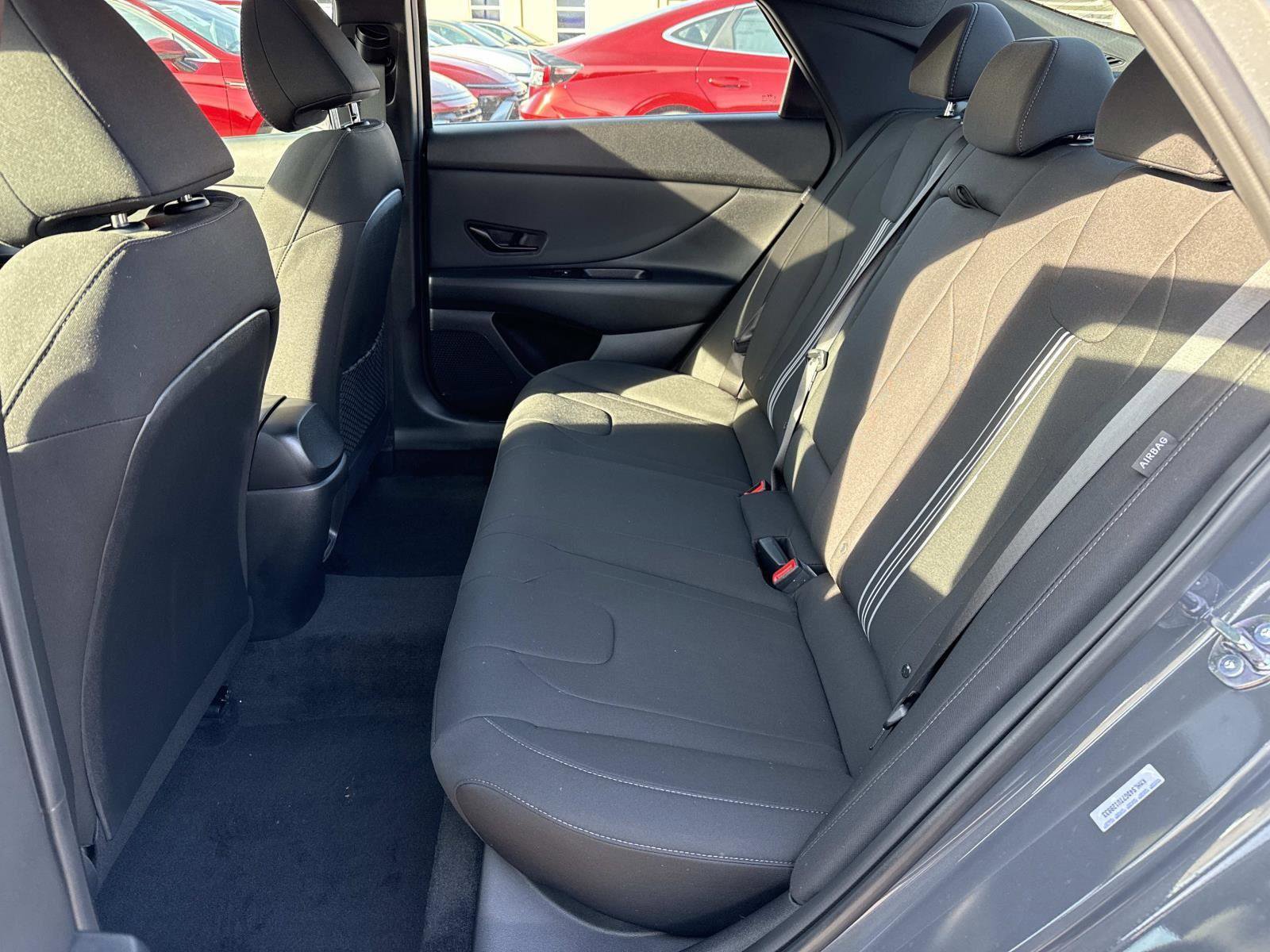 New 2026 Hyundai Elantra SEL image 11