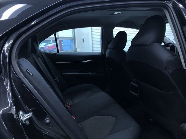 Certified 2020 Toyota Camry LE image 20