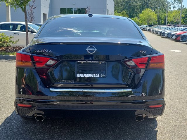 Used 2023 Nissan Altima 2.5 SV w/ SV Premium Package FWD image 9