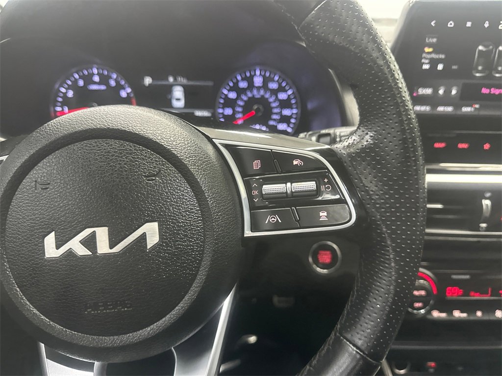 Used 2022 Kia Forte GT-Line w/ GT-Line Premium Package image 24