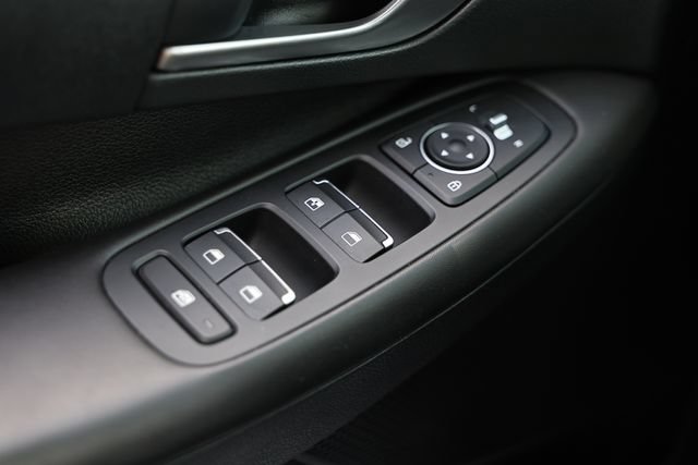 Used 2023 Hyundai Sonata SE FWD image 17