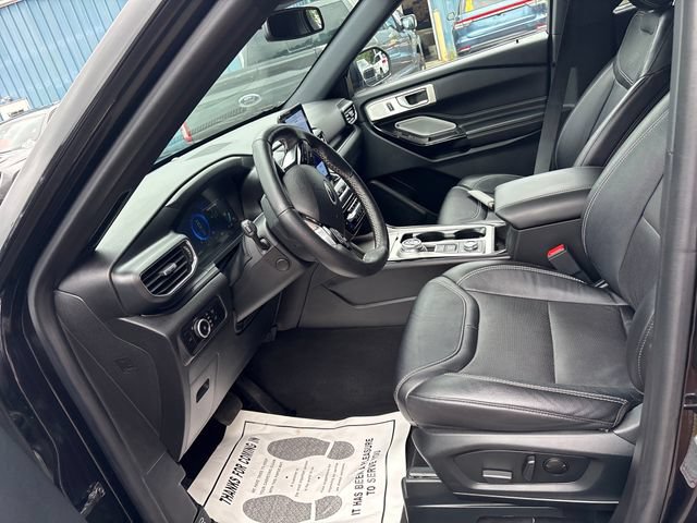 Used 2023 Ford Explorer ST w/ Technology Package AWD/4WD image 8