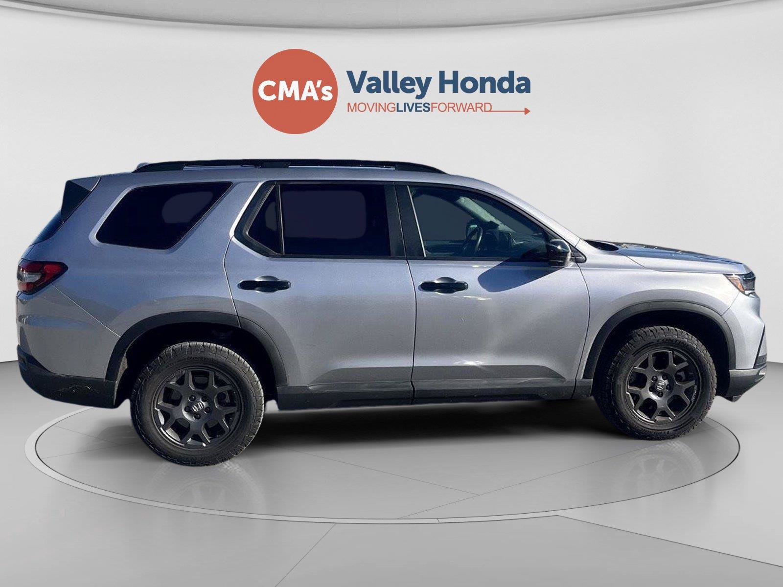Used 2025 Honda Pilot TrailSport image 6