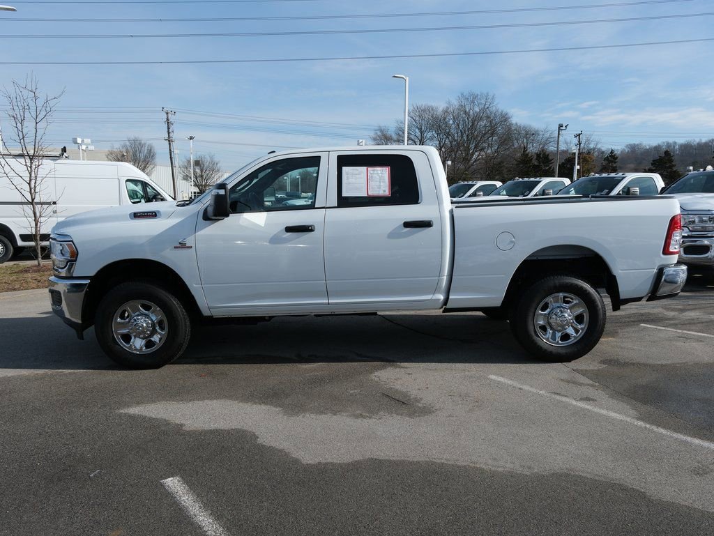 Used 2024 RAM 3500 Tradesman w/ Chrome Appearance Group AWD/4WD image 10